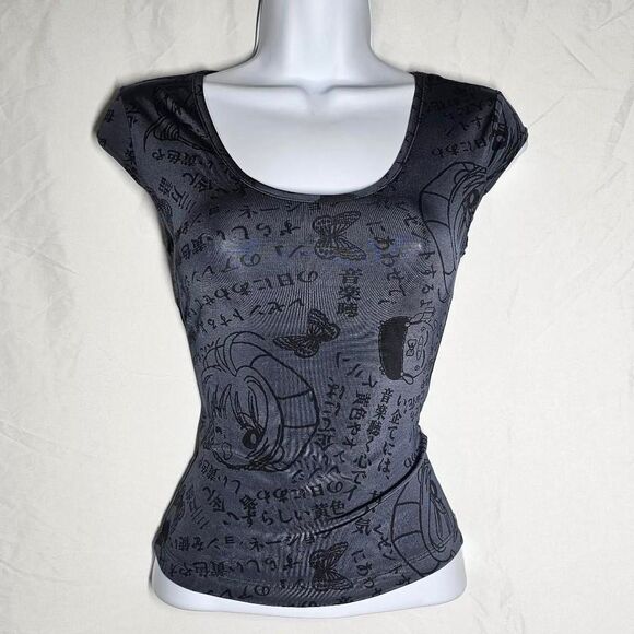 Q&A Tops - Vintage y2k 90s anime Japan aop baby tee